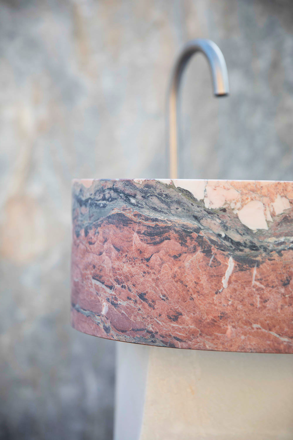 Breccia Medicea dell'Acquasanta sink AQ002